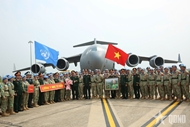 Sr. Lt. Gen. Le Quang Dao sees off L2FH Rotation 8 personnel on mission to South Sudan